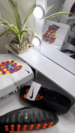 Nike Mind 001